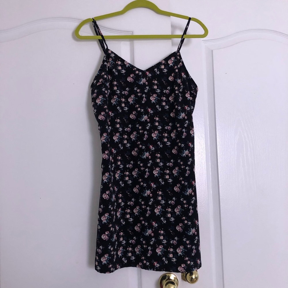 floral slip dress 🌸🌹🌼